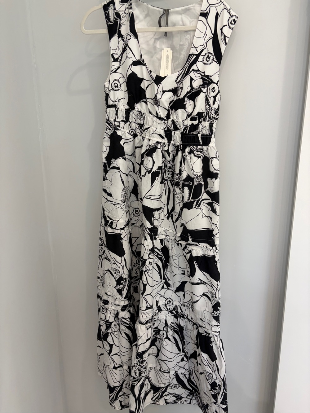 New NWT Anthropologie Somerset Black and White Floral Maxi Dress small - Picture 2 of 4